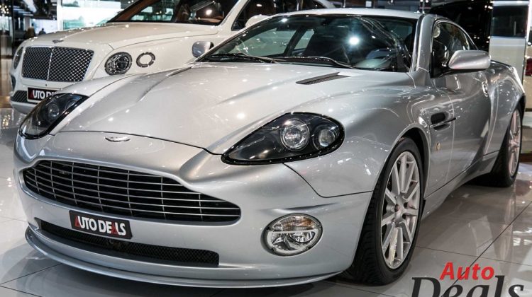 ASTON MARTIN VANQUISH S