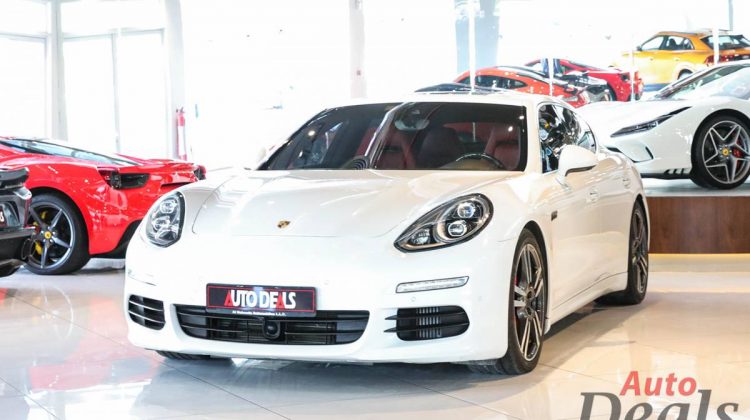 PORSCHE PANAMERA S