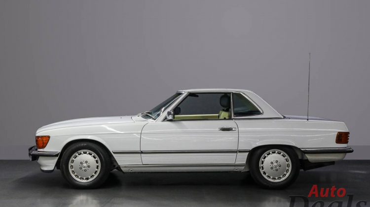 Limited 1987 Mercedes Benz SL560 in Mint condition with RECARO CSE interior*