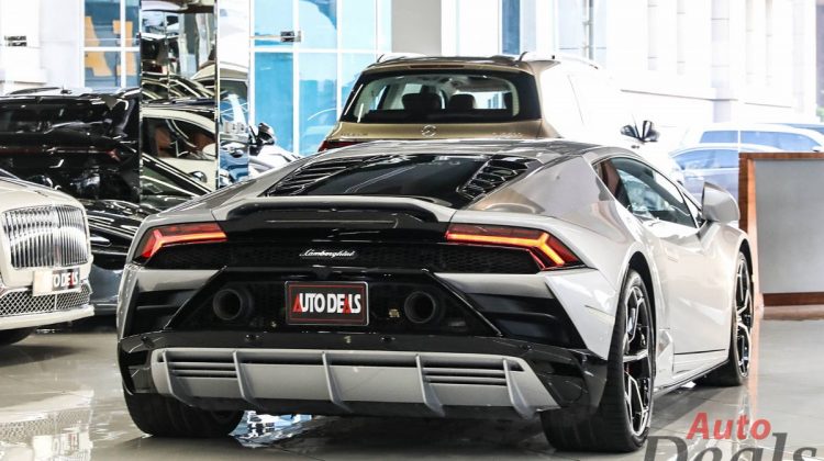 Lamborghini Huracan Evo Coupe V10 | GCC – Ultra Low Mileage