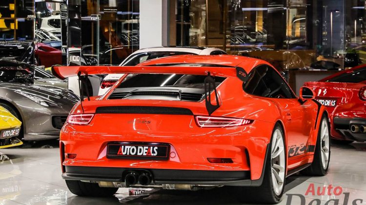 Porsche 911 GT3 RS | GCC – Low Mileage | IPC Full Exhaust System | Special Color | Fully Loaded