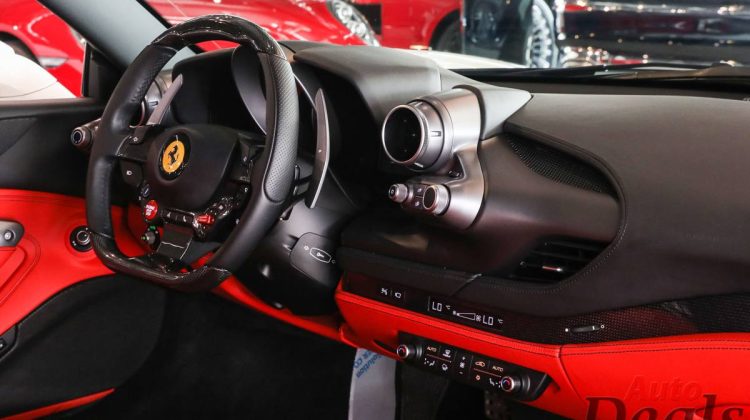 Ferrari F8 Tributo | 2020 – GCC – Ultra Low Mileage