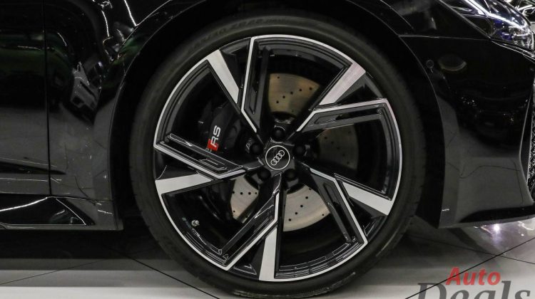 Audi RS6 Avant Quattro 4.0 TFSI V8 | 2021 – Top Range | 4.0TC V8 Engine | 592 BHP