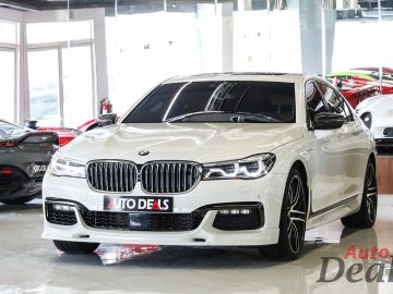 BMW M740 LE i Performance G 12 Series Hybrid | 2017 – GCC | With Warranty & Service Contract