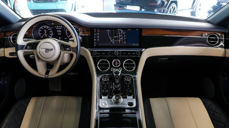 Bentley Continental GT W12 | 2019 – GCC – WARRANTY AND SERVICE (until 2023)