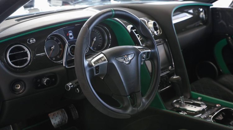 Bentley Continental GT3-R | ONE OF 300 CARS | 2015 – GCC – LOW MILEAGE – 4.0 V8
