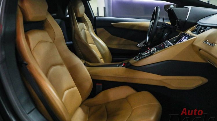 Lamborghini Aventador LP700-4 Coupe