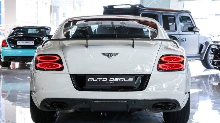 Bentley Continental GT3-R | ONE OF 300 CARS | 2015 – GCC – LOW MILEAGE – 4.0 V8