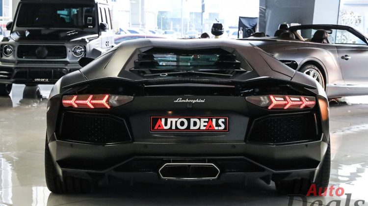 Lamborghini Aventador LP700-4 Coupe