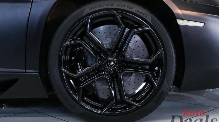 Lamborghini Aventador LP700-4 Coupe