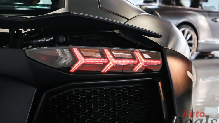 Lamborghini Aventador LP700-4 Coupe