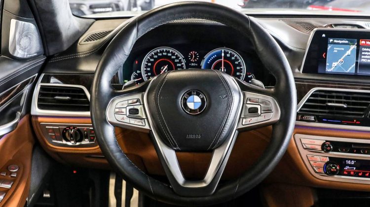 BMW 740 LE M Sport E Drive | 2017 – GCC – Perfect Condition