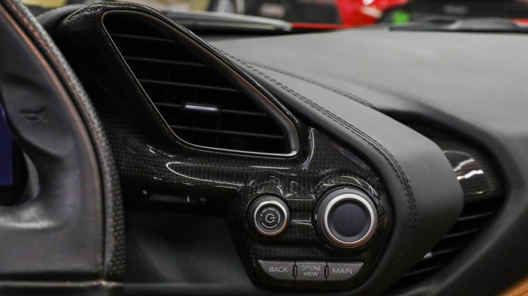 Ferrari 488 Spider | 2017 – GCC | Service Contract | 661 BHP – Convertible