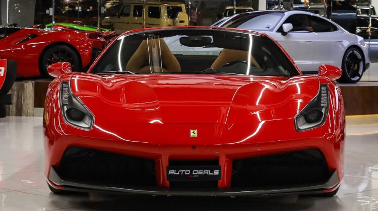 Ferrari 488 Spider | 2017 – GCC | Service Contract | 661 BHP – Convertible