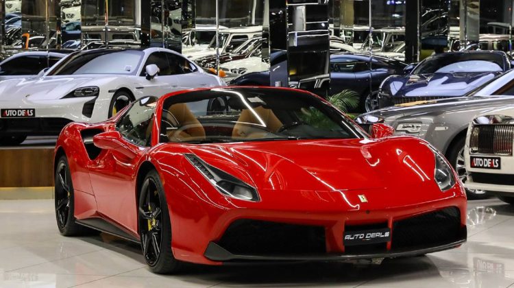 Ferrari 488 Spider | 2017 – GCC | Service Contract | 661 BHP – Convertible