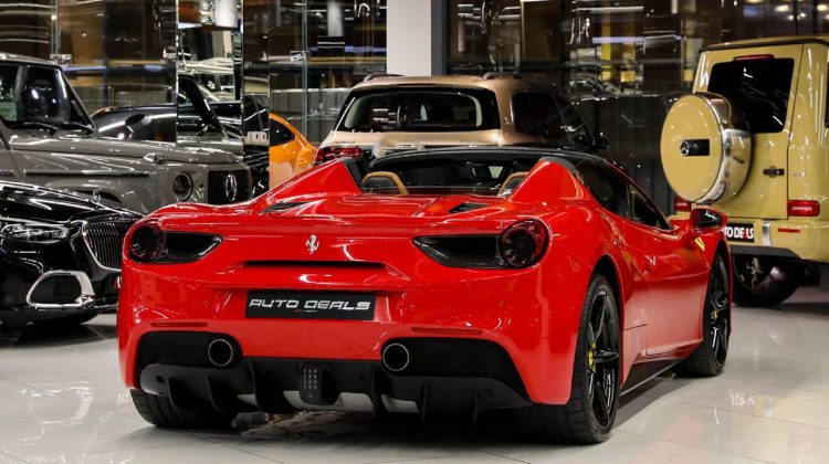Ferrari 488 Spider | 2017 – GCC | Service Contract | 661 BHP – Convertible