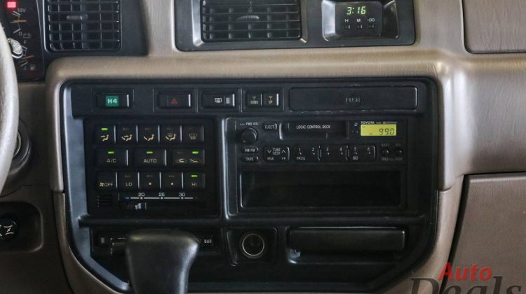 Toyota Land Cruiser VX-R | 1996 – GCC | 4.5L i6