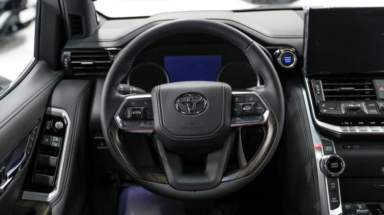 Toyota Land Cuiser VX-R | 2023 – GCC – Warranty Available | 3.5L V6