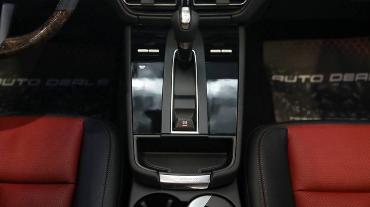 Porsche Macan | 2023 – GCC – Under Warranty | 2.0 i4