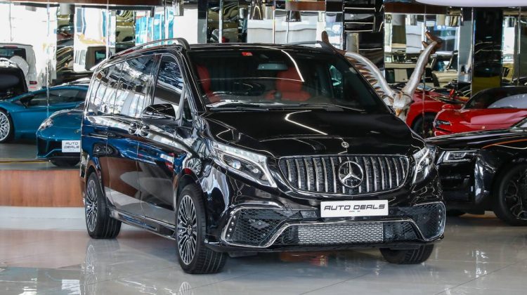 Mercedes Benz Viano V250 V-Line | 2022 – GCC – Warranty Available | 2.0L i4