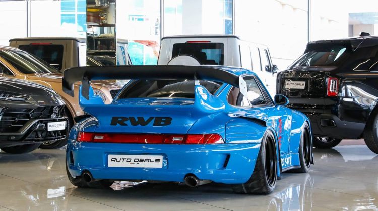 Porsche 911/993 Carrera RWB Hideyoshi Wide Body | 1995 | 3.6L F6