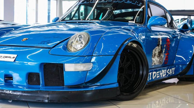Porsche 911/993 Carrera RWB Hideyoshi Wide Body | 1995 | 3.6L F6