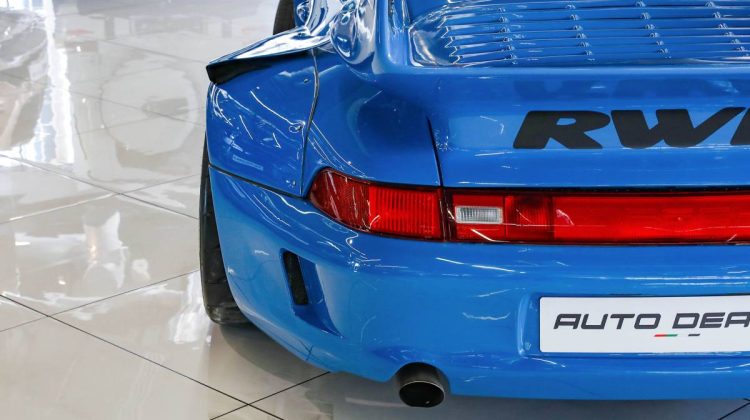 Porsche 911/993 Carrera RWB Hideyoshi Wide Body | 1995 | 3.6L F6