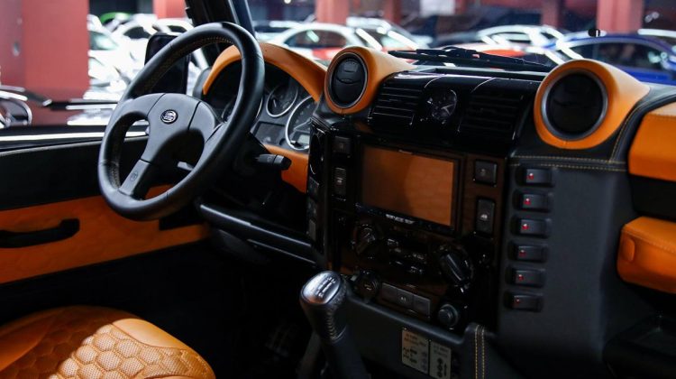 Land Rover Defender 110 Crew Cab Pick Up | 2015 – GCC – Full Service History | 2.2L i4