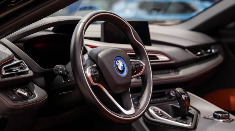 BMW i8 Roadster e-Drive | 2019 – GCC – Warranty and Service Contract Available | 1.5L i3 11.6KwH