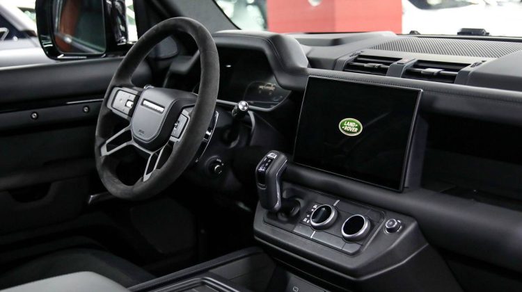 Land Rover Defender 90 P525 V8 Edition | 2023 – Brand New| 5.0L V8