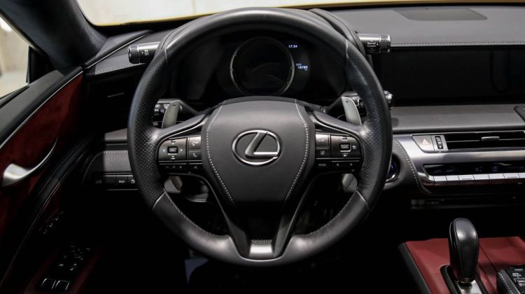 Lexus LC 500 Hybrid | 2017 – GCC – Low Mileage | 3.5L V6