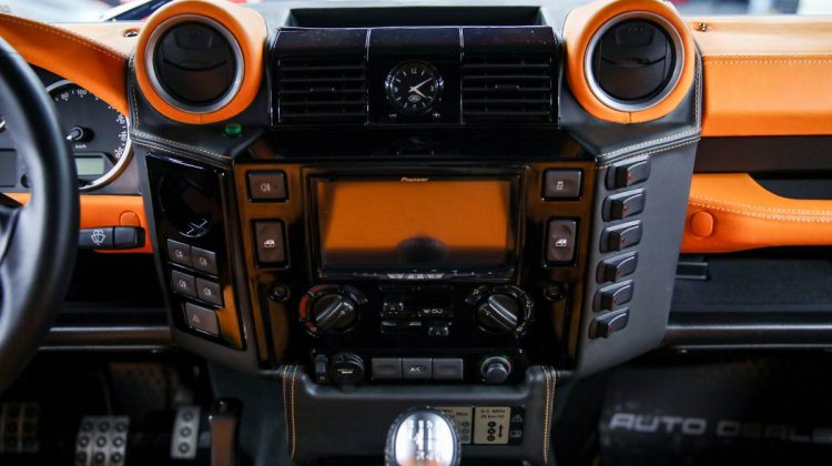 Land Rover Defender 110 Crew Cab Pick Up | 2015 – GCC – Full Service History | 2.2L i4
