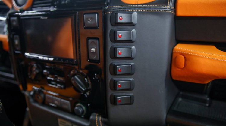 Land Rover Defender 110 Crew Cab Pick Up | 2015 – GCC – Full Service History | 2.2L i4