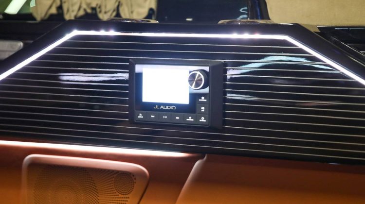 Mercedes Benz Viano V 250 Starlight | 2017 – Full Options | 2.0L i4