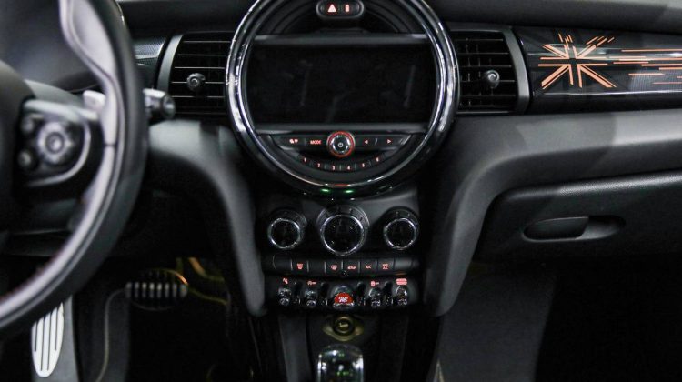 Mini Cooper John Cooper Works | 2021 – GCC – Service Contract – Full Service History | 2.0L i4