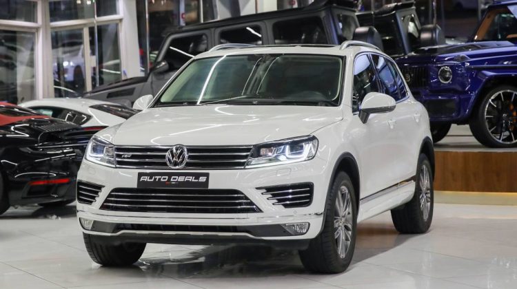 Volkswagen Touareg | 2017 – GCC – Low Mileage | 3.6L V6