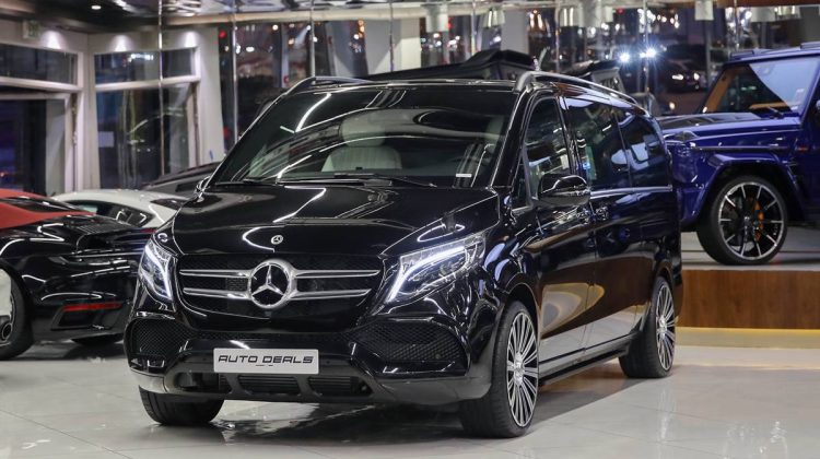 Mercedes Benz Viano V 250 | 2023 – GCC | 2.0L i4