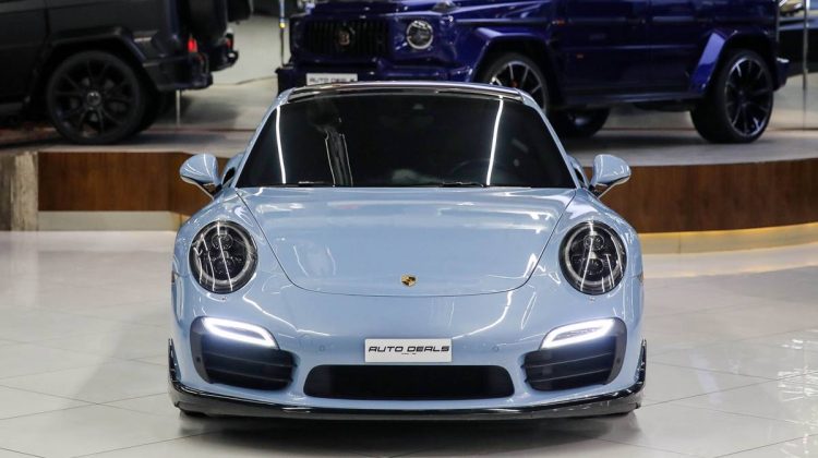 Porsche 911 Turbo S | 2016 – GCC | 3.8 F6