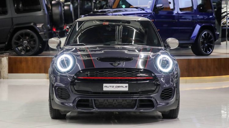 Mini Cooper John Cooper Works | 2021 – GCC – Service Contract – Full Service History | 2.0L i4