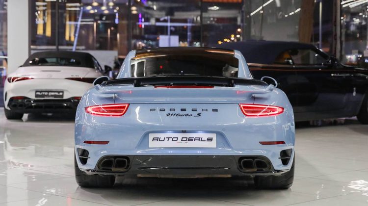 Porsche 911 Turbo S | 2016 – GCC | 3.8 F6
