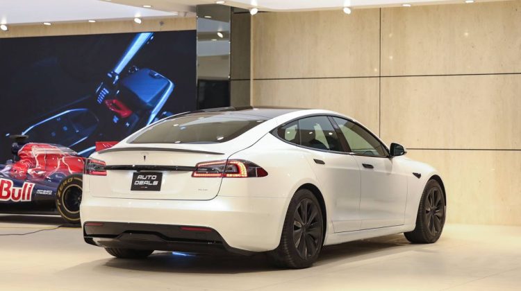 Tesla Model S Plaid | 2021 – Full Options – Immaculate Condition | Electric 760Kw 1020 HP