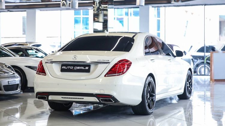 Mercedes Benz S 400 | 2015 | 3.0L V6