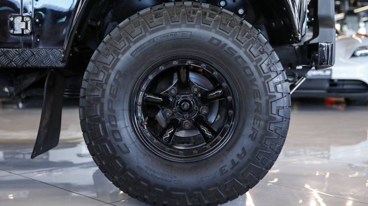 Land Rover Defender 110 Crew Cab Pick Up | 2015 – GCC – Full Service History | 2.2L i4