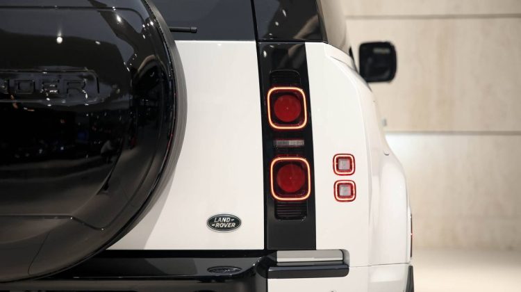 Land Rover Defender 90 HSE P 400 X Dynamic | 2022 – Brand New | 3.0L i6