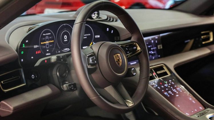 Porsche Taycan | 2022 – GCC – Warranty Available | Electric