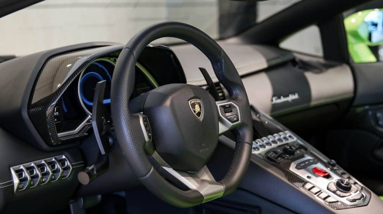 Lamborghini Aventador Roadster LP700-4 | 2014 – GCC – Low Mileage