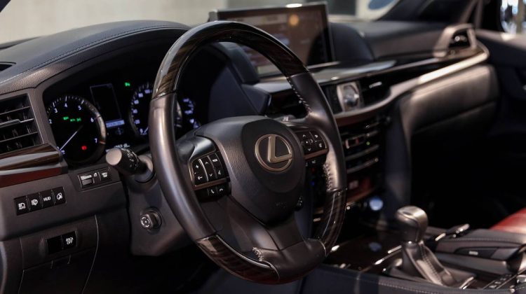 Lexus LX 570 Black Edition S | 2019 – GCC | 5.7L V8