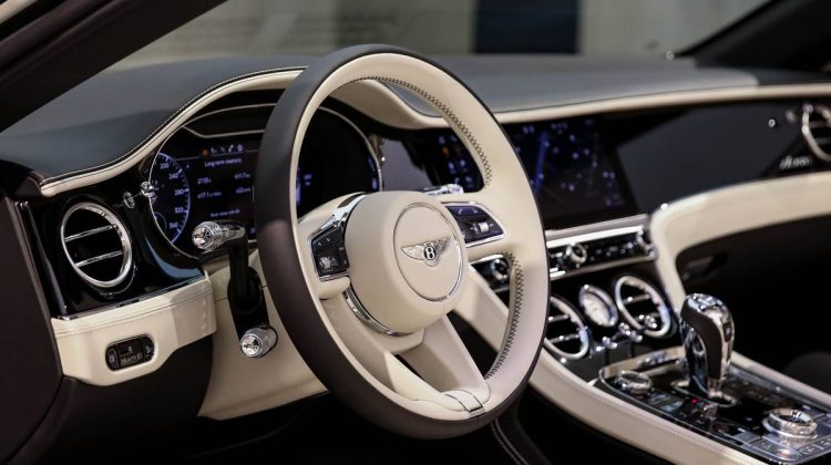 Bentley Continental GTC Azure | 2023 – GCC – Under Warranty | 4.0L V8