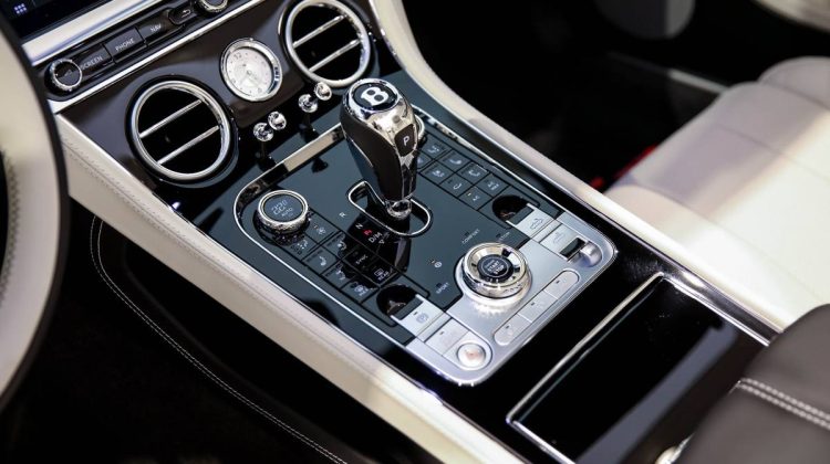 Bentley Continental GTC Azure | 2023 – GCC – Under Warranty | 4.0L V8