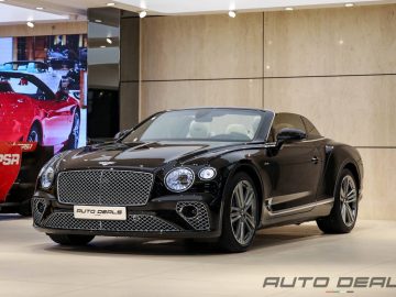 Bentley Continental GTC Azure | 2023 – GCC – Under Warranty | 4.0L V8